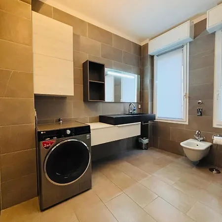 Spazio Castaldi - Porta Venezia Apartment